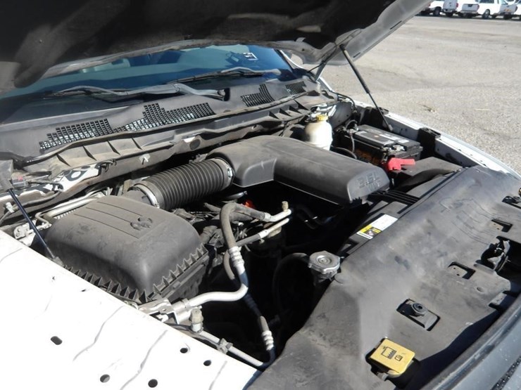 2015-dodge-ram-1500-image-13