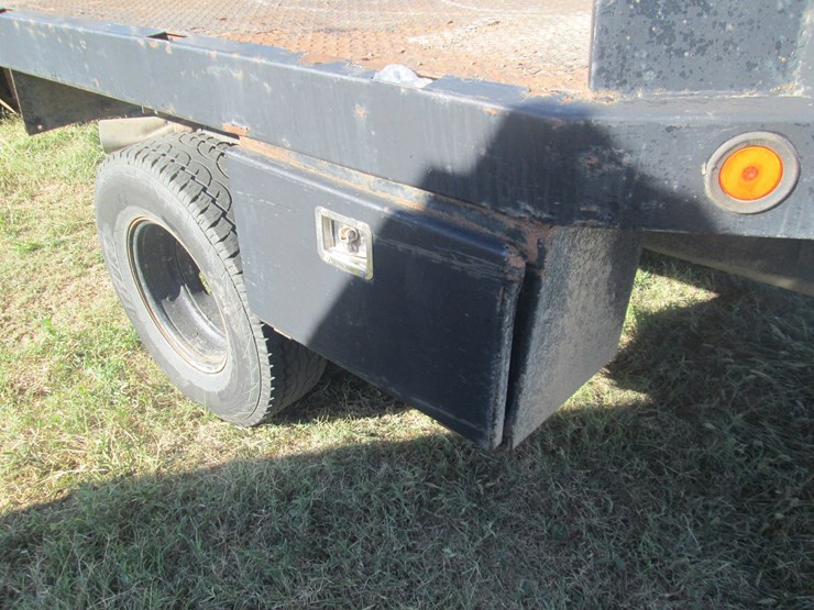 2001-dodge-3500-image-13