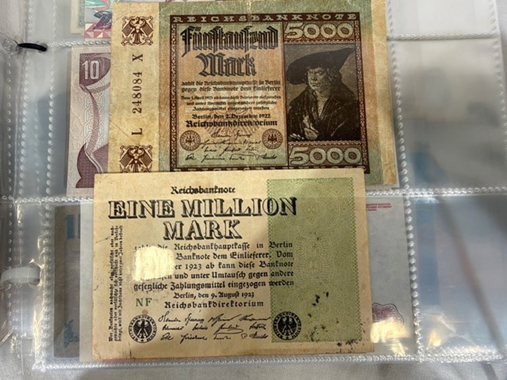 #40310-•-foreign-currency-bank-notes-image-52