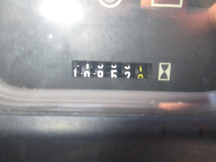 case-ih-35-image-30
