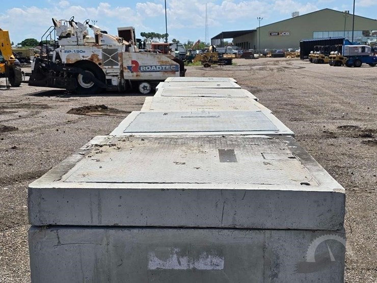 qty.-(6)-precast-concrete-utility-vaults.-48-inch-image-4