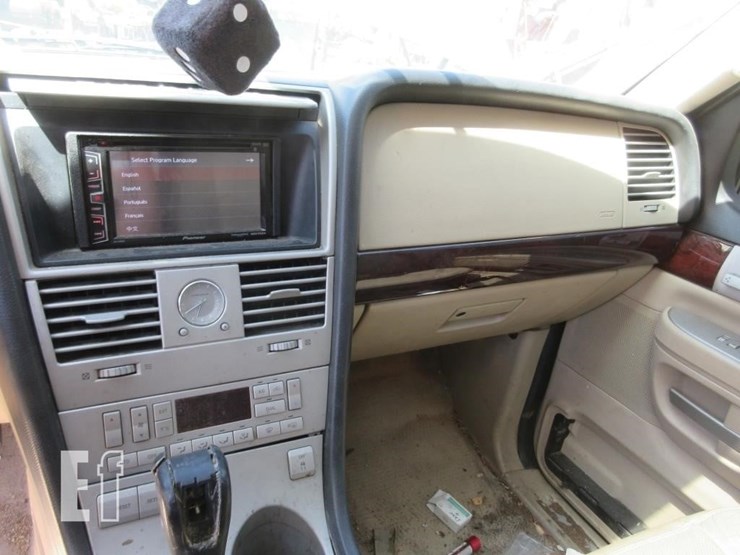 2005-lincoln-aviator-image-7