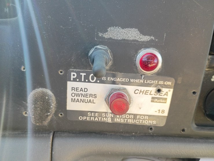 2003-ford-f550-image-45