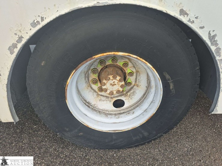 2009-international-durastar-4300-image-34
