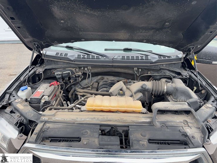 2017-ford-f150-image-9