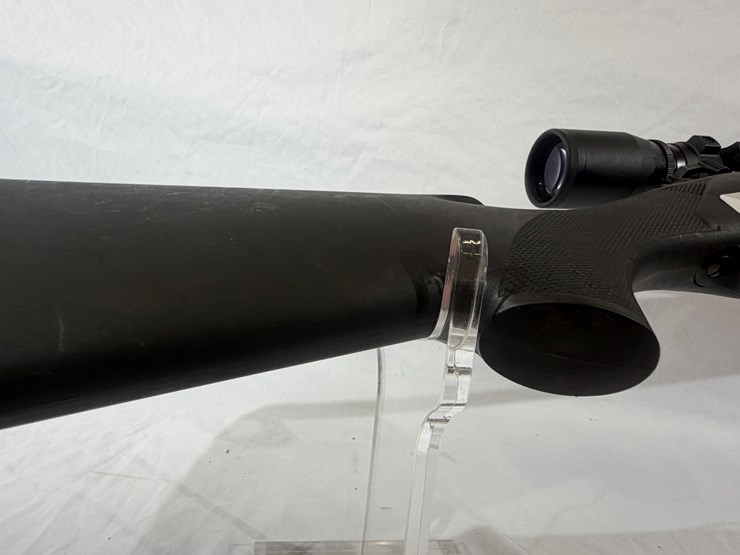 #31-•-winchester-model-70-rifle-image-46