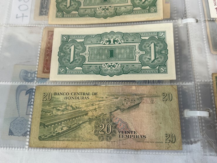 #40307-•-foreign-currency-bank-notes-image-14