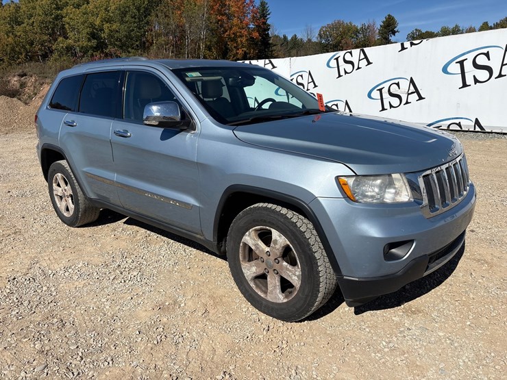 2012-jeep-grand-cherokee-image-7