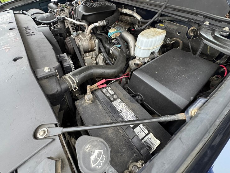 2009-chevrolet-2500-image-47