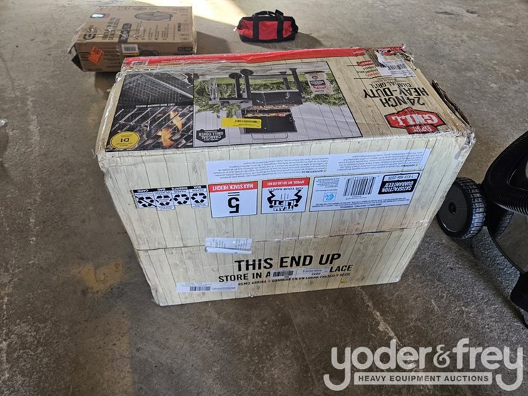 expert-grill-24"-heavy-duty-charcoal-grill-image-2