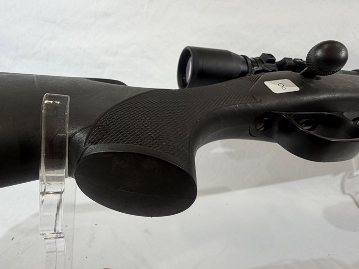 #31-•-winchester-model-70-rifle-image-47