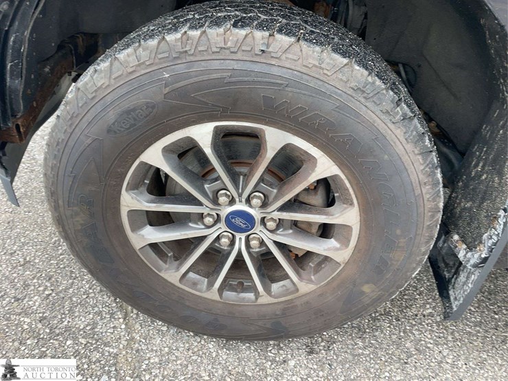 2019-ford-f150-image-24