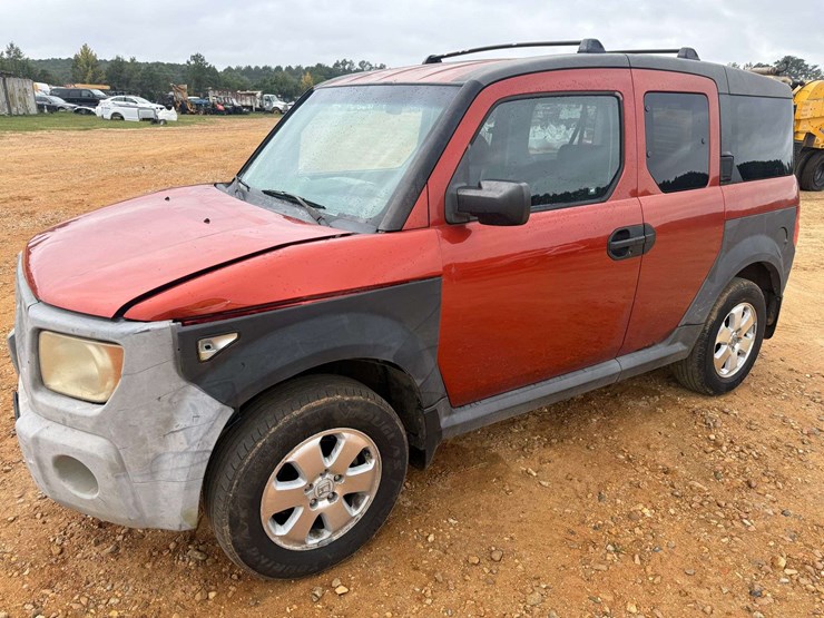 2005-honda-element-image-1