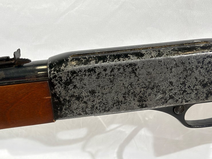 #36-•-winchester-model-190-rifle-image-11