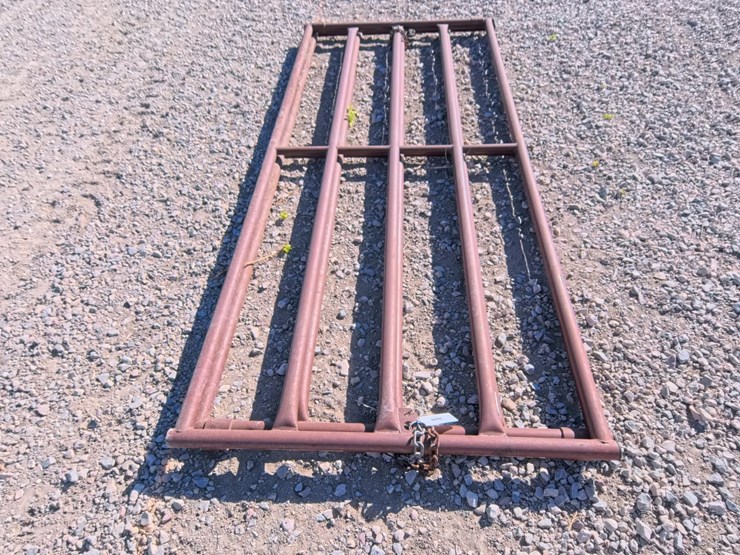 #2009-•-slightly-used-10ft-hi-qual-gates-(2-count)-image-5