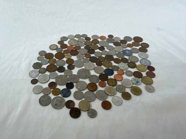 #40136-•-bag-of-misc-foreign-coins-image-18