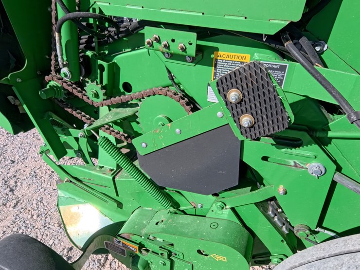 john-deere-569-premium-image-26