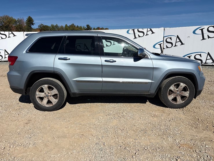 2012-jeep-grand-cherokee-image-6