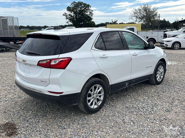 2018-chevrolet-equinox-lt-image-3