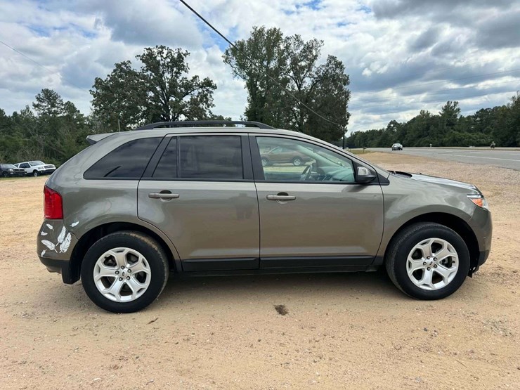 2014-ford-edge-image-6