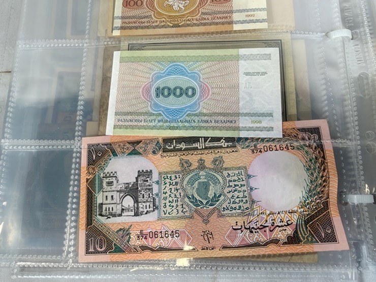 #40311-•-foreign-currency-bank-notes-image-77