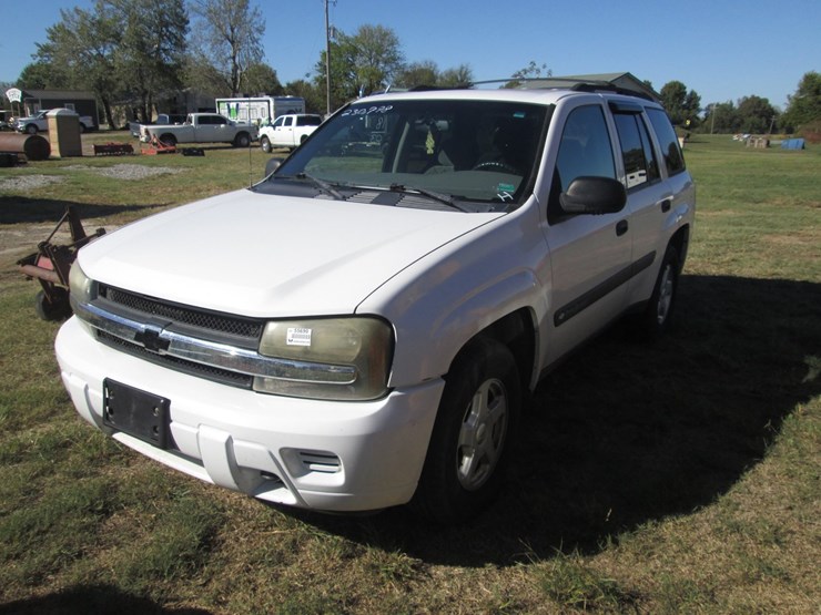 2003-chevrolet-trailblazer-image-1