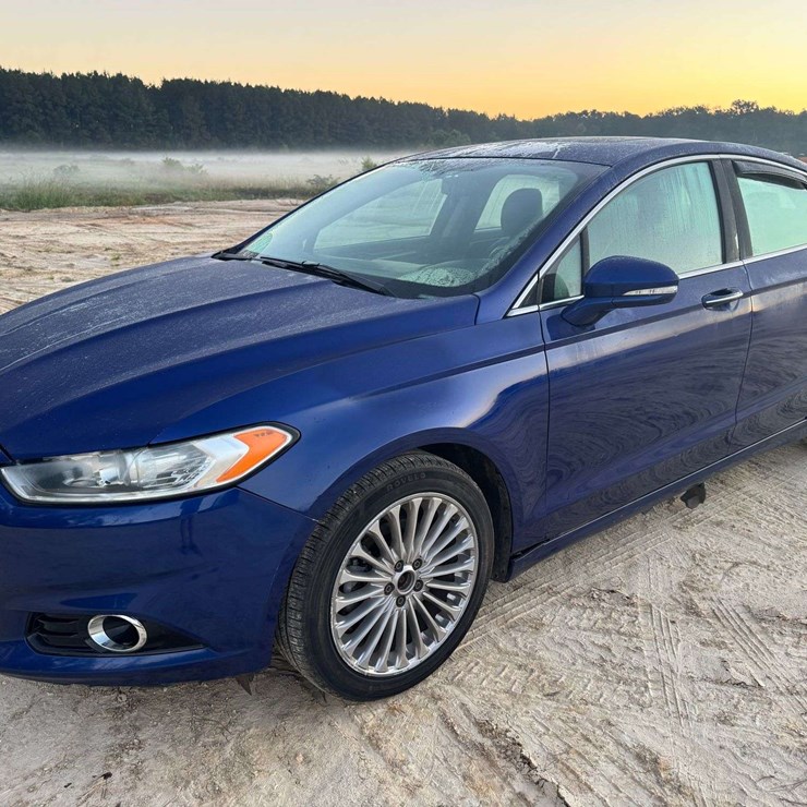 2015 Ford Fusion Titanium 4DR Sedan - 188,983 Miles