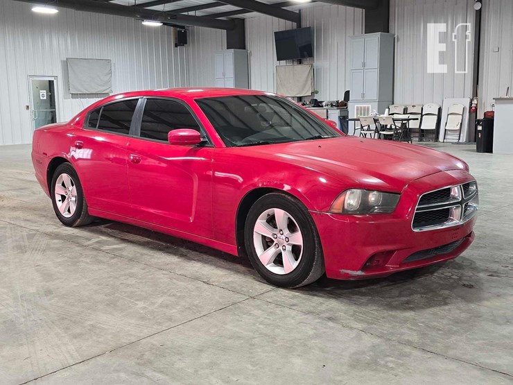 2013-dodge-image-2