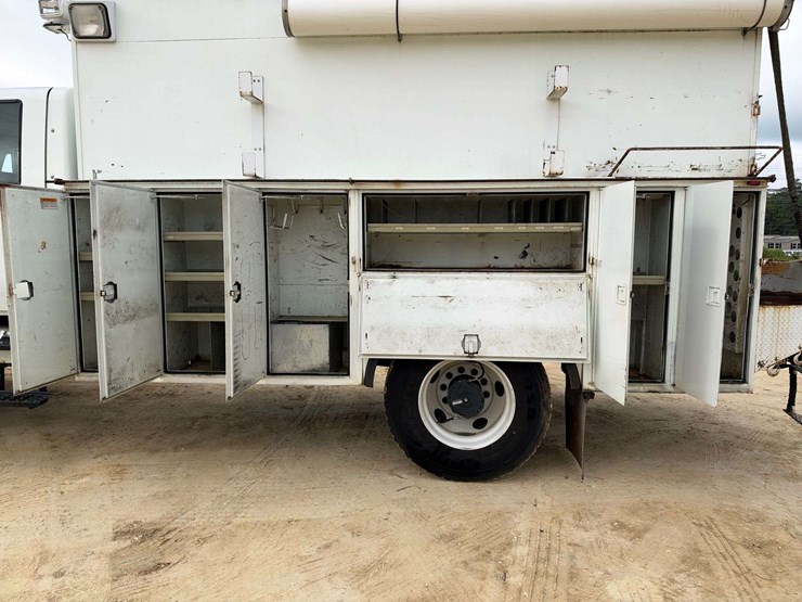 2013-international-durastar-4300-image-14