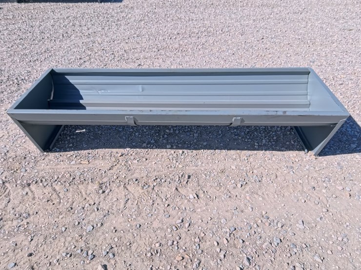 #3027-•-new-7.5ft-feed-bunk-image-7