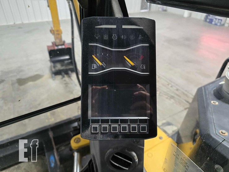 2021-caterpillar-306cr-image-23