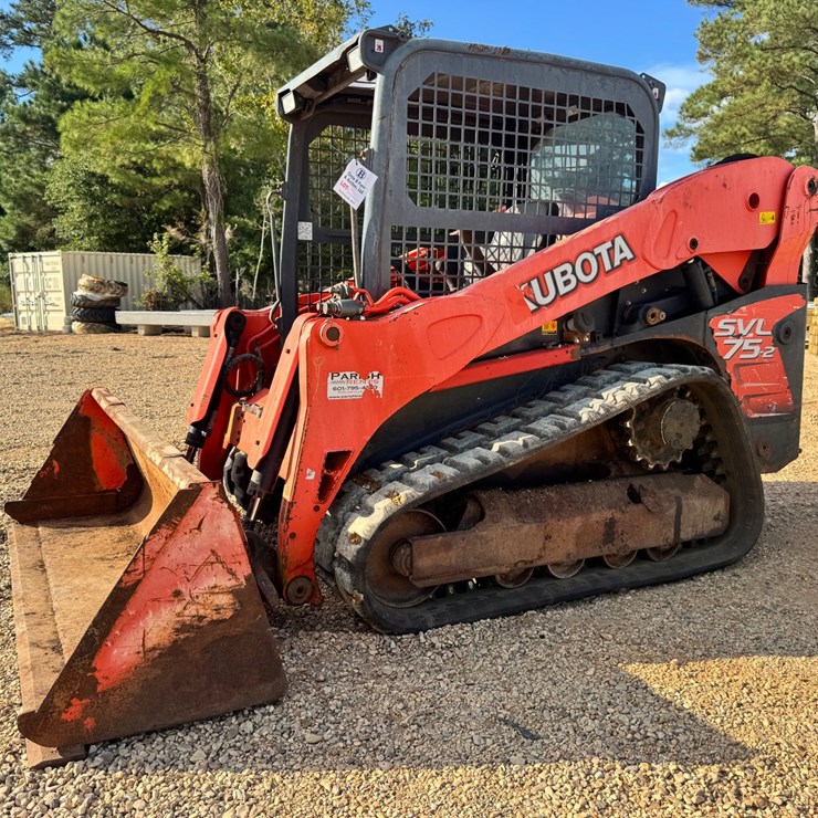2017 KUBOTA SVL75-2