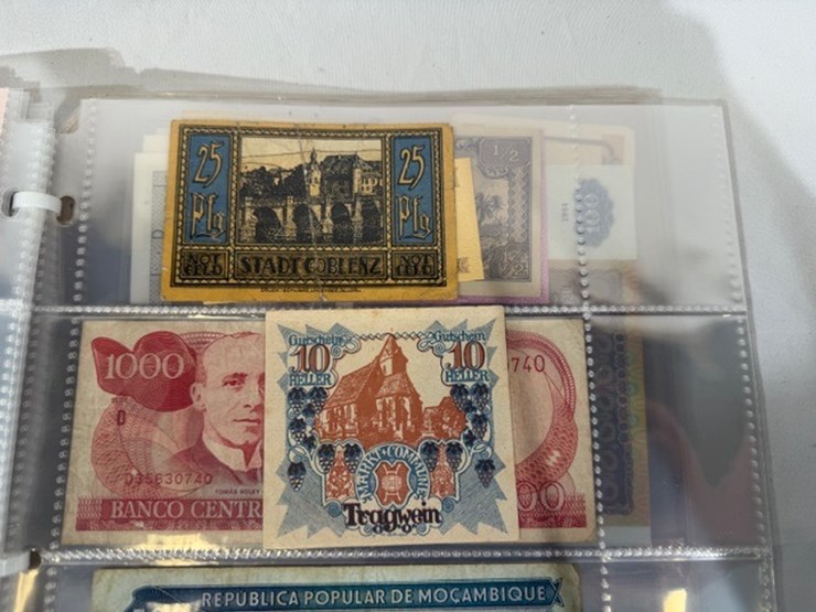 #40309-•-foreign-currency-bank-notes-image-144