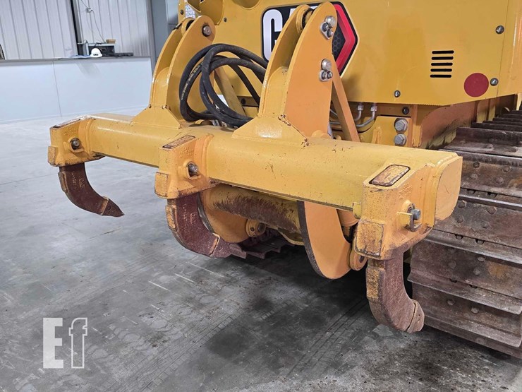 2023-caterpillar-d1-image-23