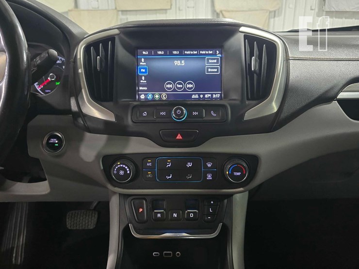 2018-gmc-terrain-sle-image-14
