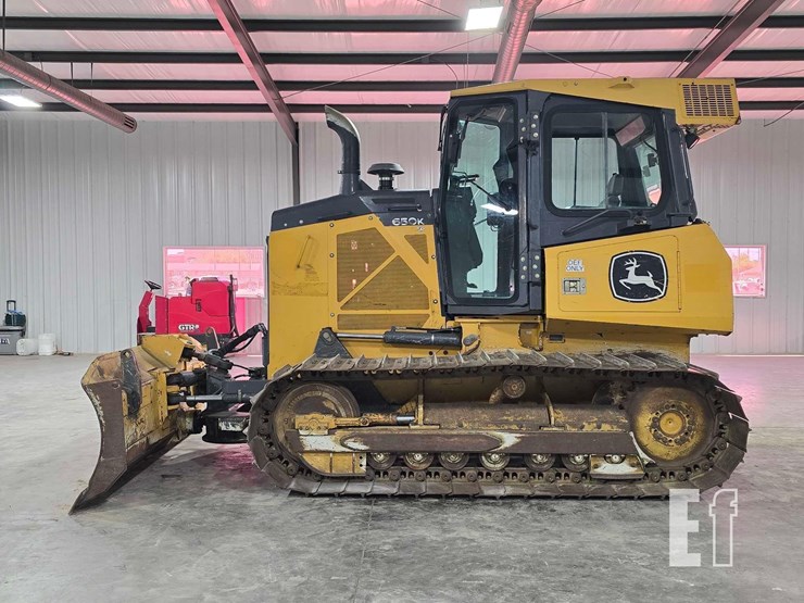 2020-deere-650k-image-5