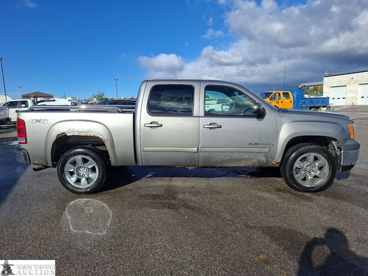 2009-gmc-sierra-1500-image-4