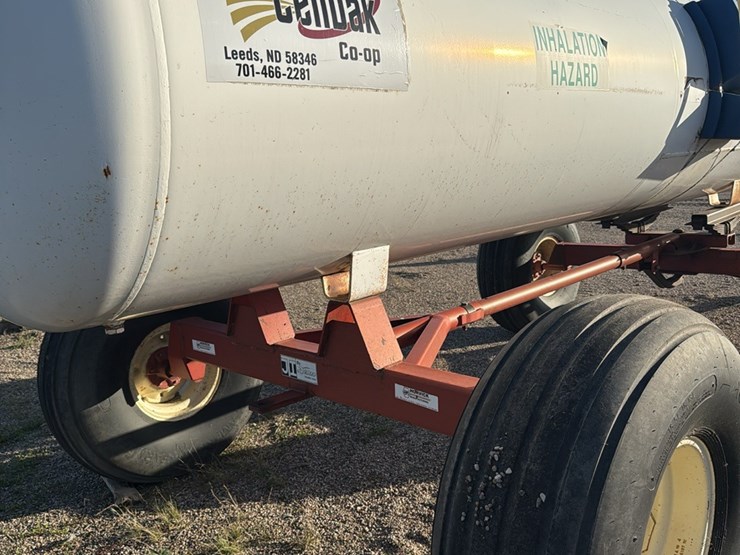 11-13-1450-gallon-nh3-tank,-16.5l---16.1-sl-tires-image-7