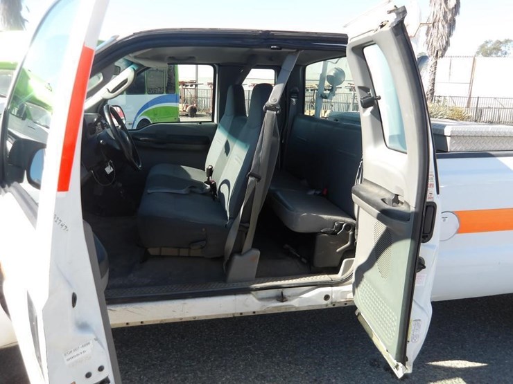 2006-ford-f250-image-12
