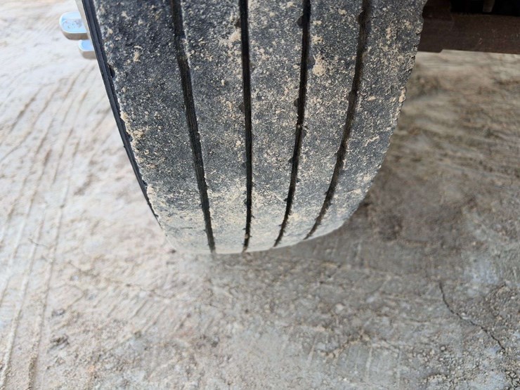 2007-ford-f550-image-23