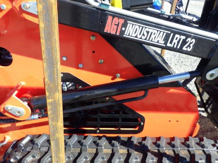 2026-agt-lrt23-skid-steer-loader-image-7