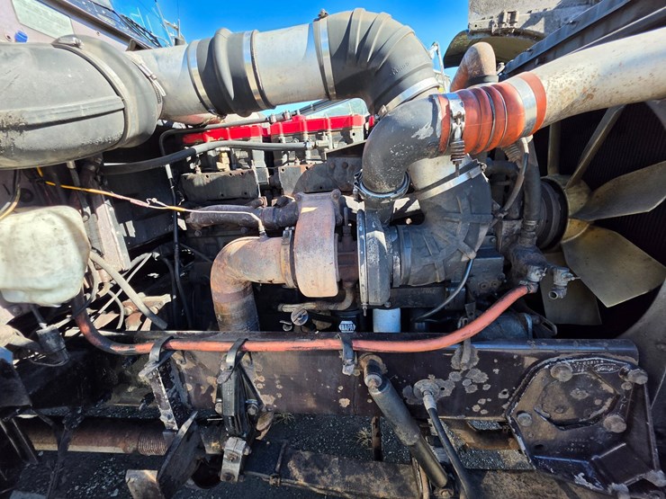 1999-peterbilt-379-image-42