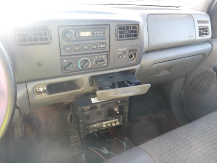2004-ford-f450-sd-image-19