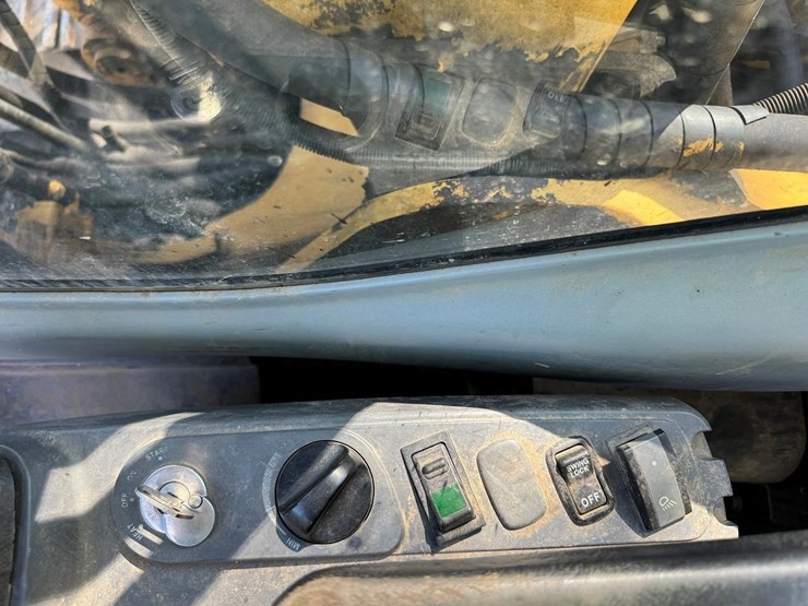 komatsu-pc160-image-28