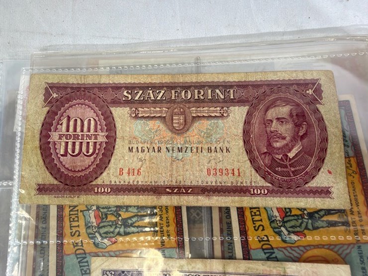 #40311-•-foreign-currency-bank-notes-image-47