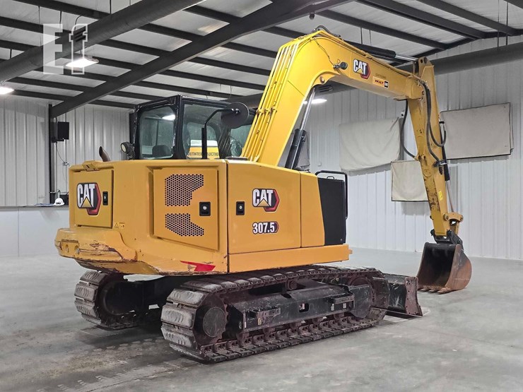 2021-caterpillar-307.5-image-3