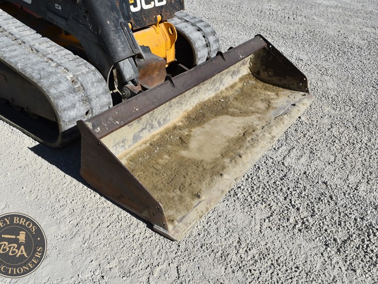 2021-jcb-270t-image-15