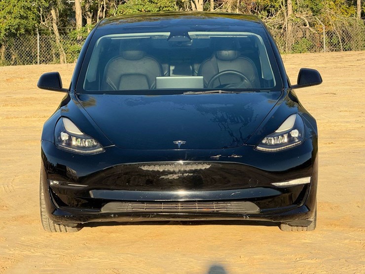 2023-tesla-model-s-4-door-sedan-(33,455-miles)-image-5