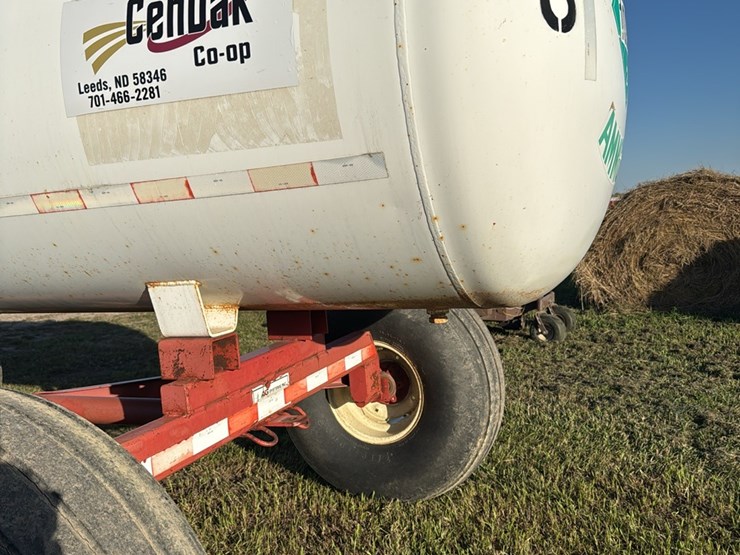 11-20-1450-gallon-nh3-tank,-16.5l---16.1-tires-image-9
