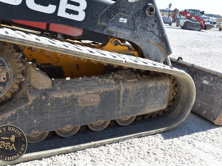 2021-jcb-270t-image-30